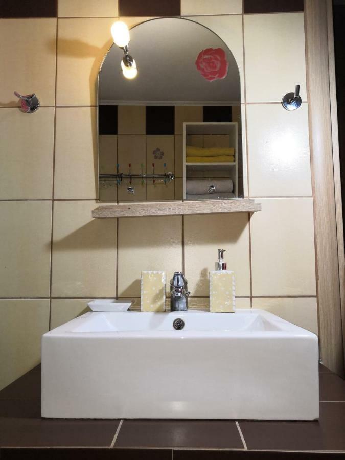 Brick Apartment Néa Péramos 외부 사진